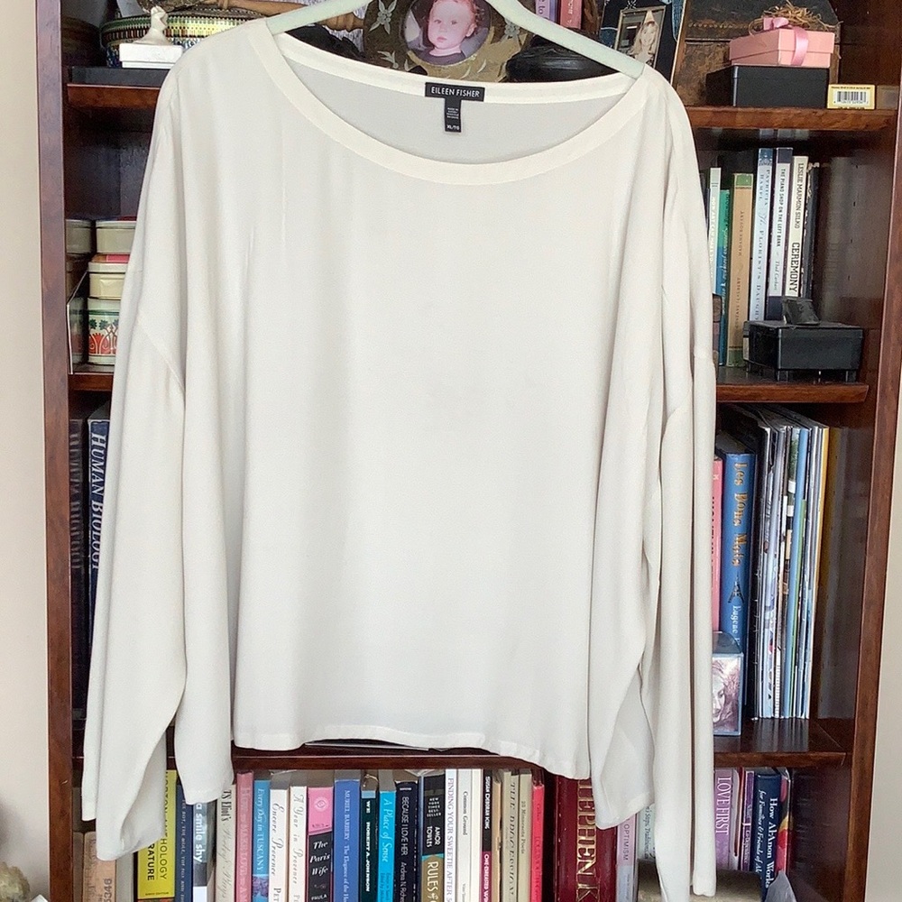Eileen Fisher bone silk georgette crepe bateau neck top